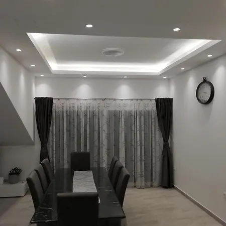 Apartmentt Vinko Bilota * Seget Vranjica