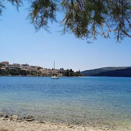 Ostanak kod kuće Apartmentt Vinko Bilota Seget Vranjica
