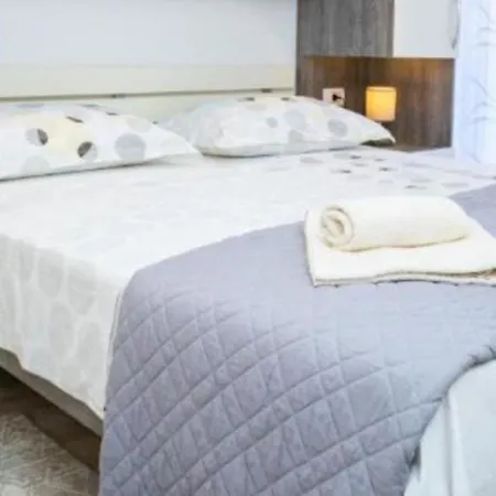 Homestay szállás Apartmentt Vinko Bilota Seget Vranjica